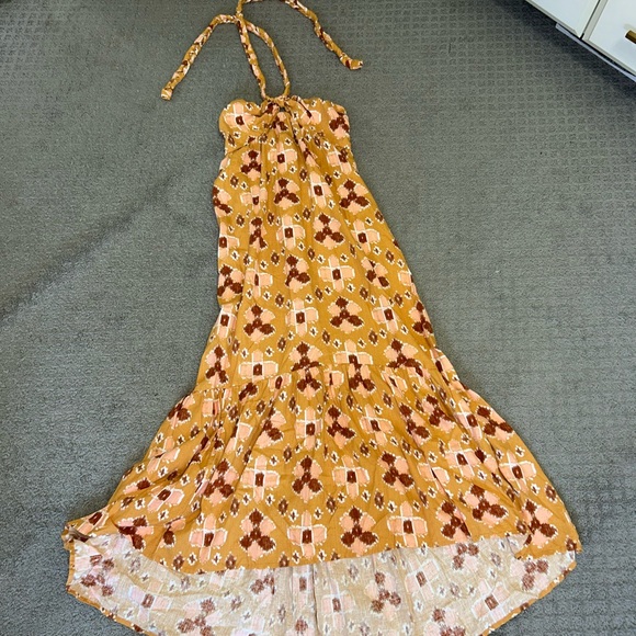 Aerie Mustard and Brown Smocked Top - Picture 1 of 4
